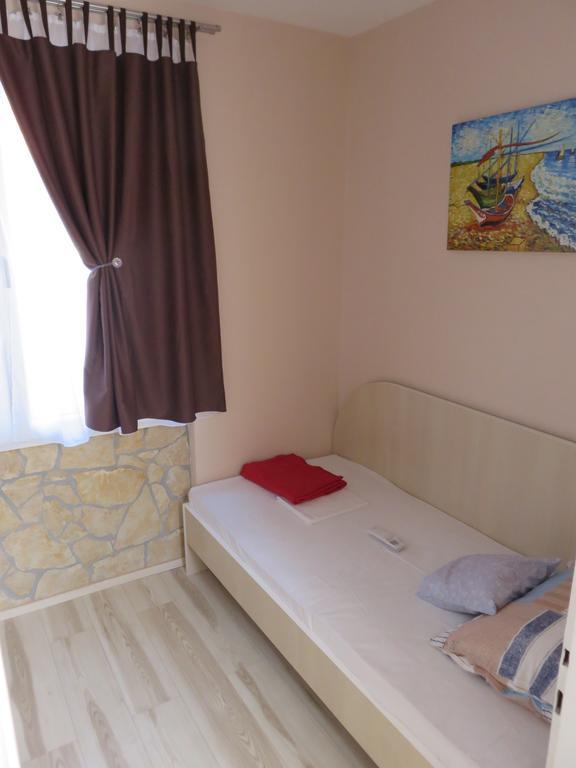 Apartments Cico Šibenik Kamer foto